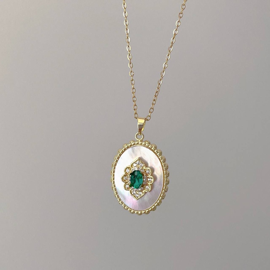 Queen Necklace (Green)