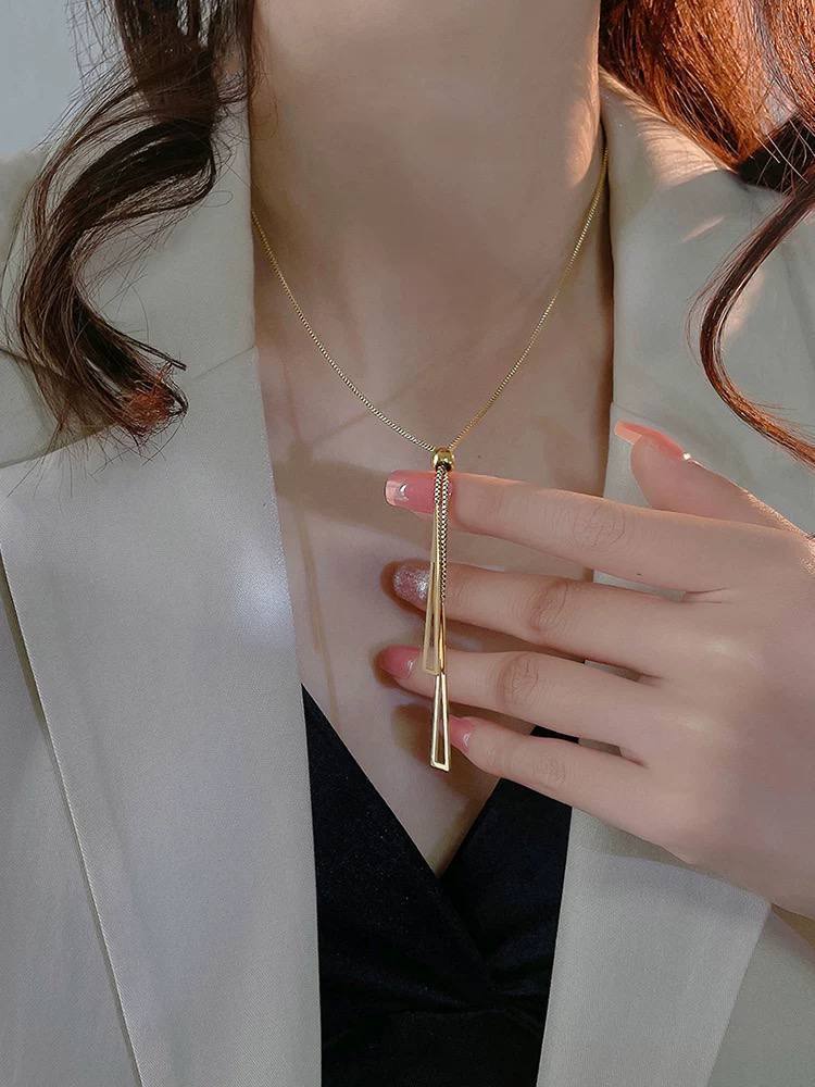 Cravat Necklace 
