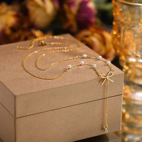 Bow & pearl Necklace 