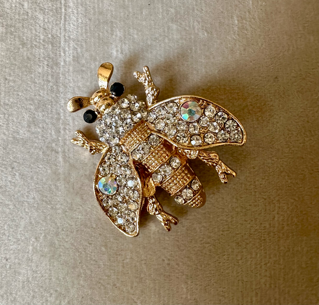 [161004] Bee Brooch 2