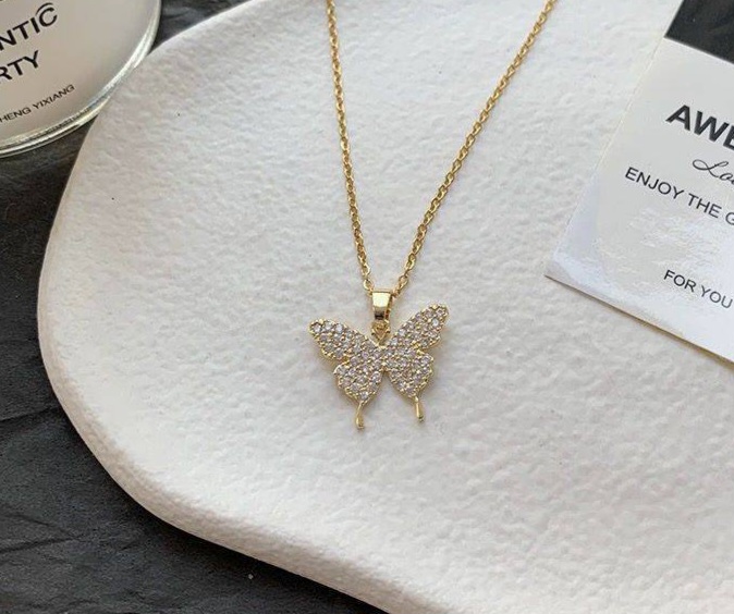 Elegant Butterfly Necklace 
