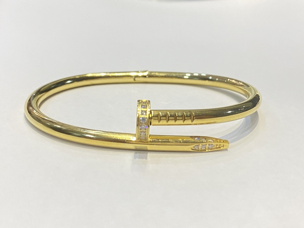 [13066] Cloves Nail Bangle