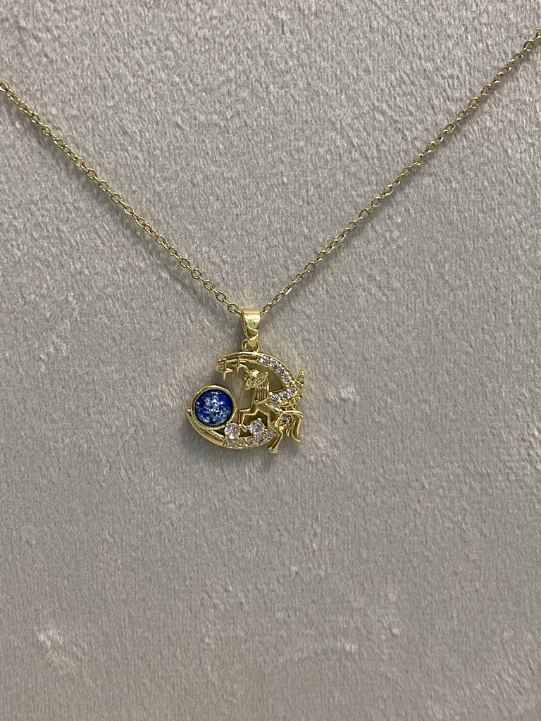 [14080] Gold unicorn Necklace 